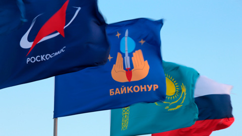 Эвакуация россиян из Байконура не планируется, но Рогозин отправил чартер
