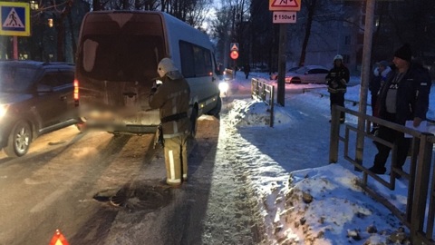 В Твери микроавтобус наехал на 10-летнего мальчика