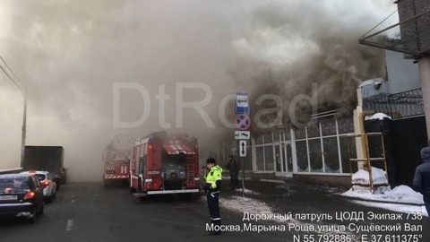 Движение на ТТК в Москве ограничено из-за пожара в кафе