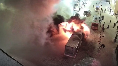 Автобус сгорел в центре Петрозаводска