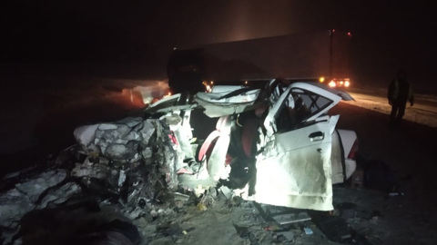 Трое взрослых и 7-летняя девочка погибли в аварии под Самарой