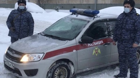 Росгвардейцы помогли заблудившемуся пенсионеру вернуться домой