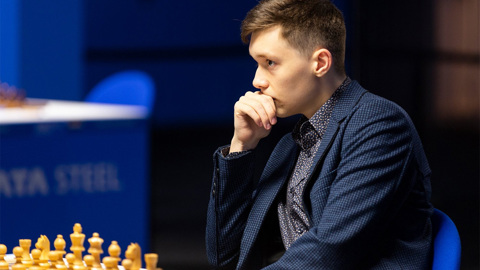 Шахматист Есипенко обыграл француза Бакро на Гран-при FIDE