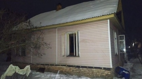 Два человека погибли в огне под Новгородом