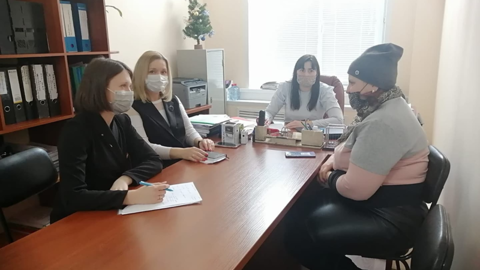 Драки между учителем и мамой школьника не было – мэрия Оренбурга