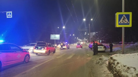 В Чебоксарах под колеса автомобиля попал 12-летний мальчик
