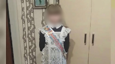 Девочка спасла младших братьев из горящей квартиры