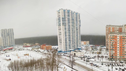 В Москве после падения с 18 этажа погиб пятилетний ребенок
