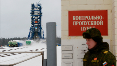 ВКС взяли на управление выведенный на орбиту аппарат