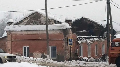 В Тульской области обрушилась кровля многоквартирного дома