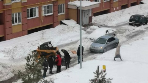 Рабочий погиб во время уборки снега под Самарой