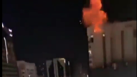 В Абу-Даби прогремели взрывы неизвестного происхождения