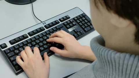 СК прочитает интимную переписку учительницы и школьника в Самаре