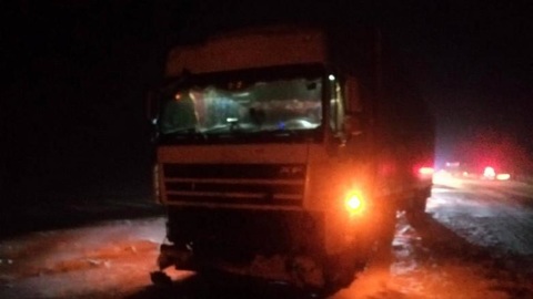 Водитель иномарки погиб в тройном ДТП под Саратовом