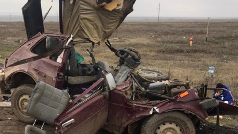 Четыре человека погибли в страшном ДТП в Калмыкии