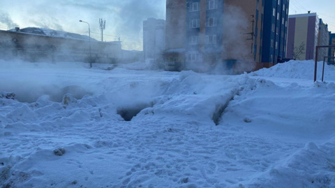В Южно-Сахалинске коммунальная авария могла стоить девушке жизни