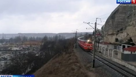 В Крыму организовывают дополнительные вагоны для выезжающих