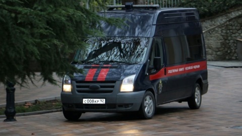 СК завел дело после падения уличного фонаря на женщину в Симферополе