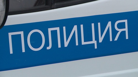 В Волжском гость выстрелил в хозяина дома во время застолья