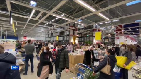 В уфимской IKEA из-за грядущего закрытия образовались большие очереди