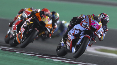 MotoGP. Старт сезона выиграл итальянец Бастианини