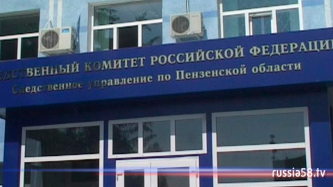 Житель Пензы угрожал молотком приставу, защищая свою машину