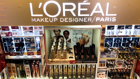 L'Oreal опровергла данные о возобновлении поставок в Россию