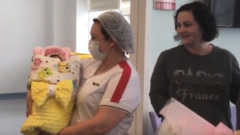 На Ямале у мамы со 100% поражением легких родился здоровый ребенок