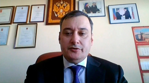 Хинштейн уточнил, что не подпадает под пропаганду ЛГБТ