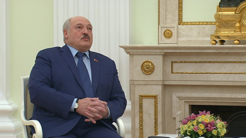 Лукашенко: мы силой подвели электричество к ЧАЭС