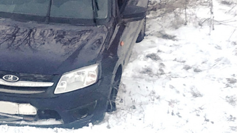 В Костромской области 15-летний подросток угнал у матери машину и попал в ДТП