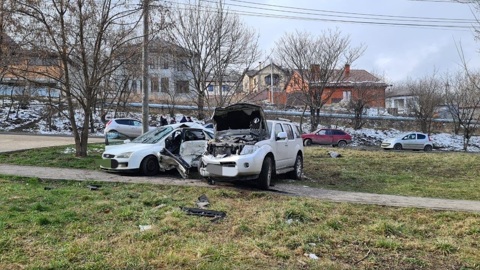 Водитель иномарки погиб в лобовой аварии на Ставрополье