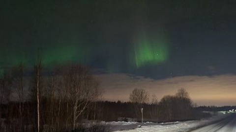 Жители Вологды засняли Северное сияние