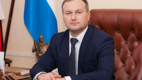 Депутаты гордумы приняли отставку мэра Великого Новгорода