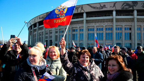 Концерт-митинг в "Лужниках" собрал более 200 тысяч человек