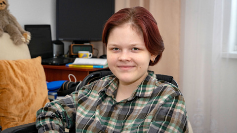 Нужна помощь: Олю Говорину спасет операция на позвоночнике