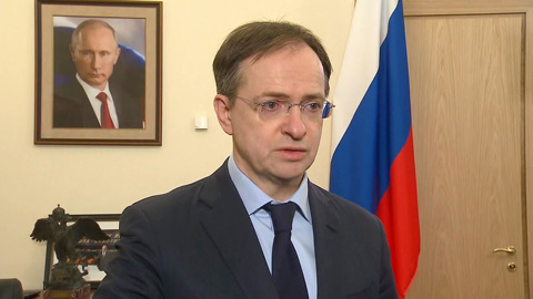 Мединский имел несколько длительных разговоров с Арахамией