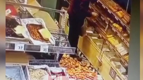 Хлебный хулиган расплатится за бунтарство в смоленских магазинах