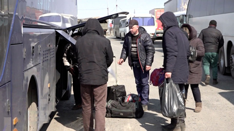Россия и Украина обменялись дальнобойщиками
