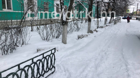 Неизвестные похитили чугунную ограду "Дома со шпилем" в Дзержинске