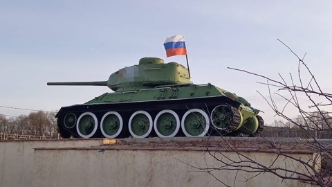 Глава СКР поручил найти осквернивших памятник танкистам в Подмосковье
