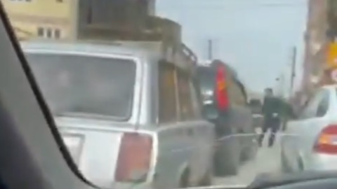 Односельчане в Махачкале устроили разборки со стрельбой
