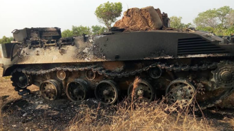 В Нигерии 11 человек убиты при нападении боевиков на военную базу