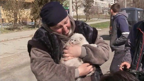 В Мариуполе спасают не только людей, но и животных