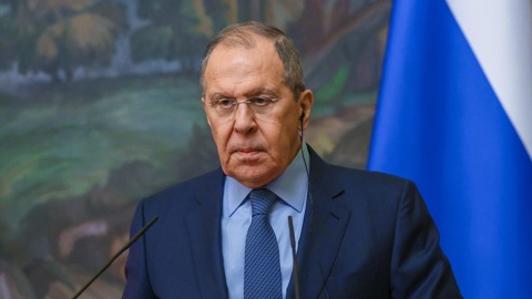Лавров: коллективному Западу из мира иллюзий следует вернуться на землю