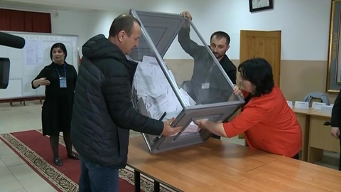 В Южной Осетии отменили второй тур выборов