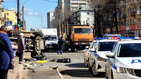 В Твери водитель скорой помощи погиб в ДТП