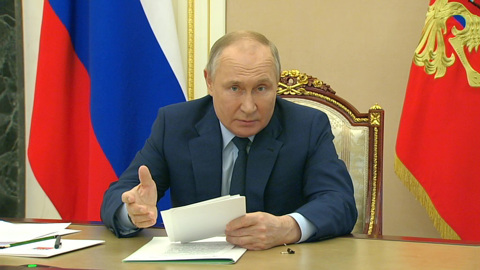 Путин: надо стимулировать внутренний спрос на металлургическую продукцию