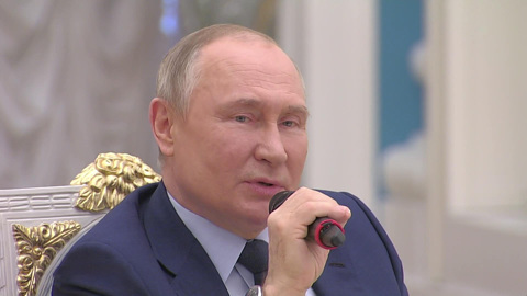 Путин провел большую встречу с молодежью