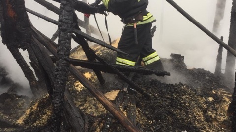 Во Владимирской области погиб мужчина в горящих сараях